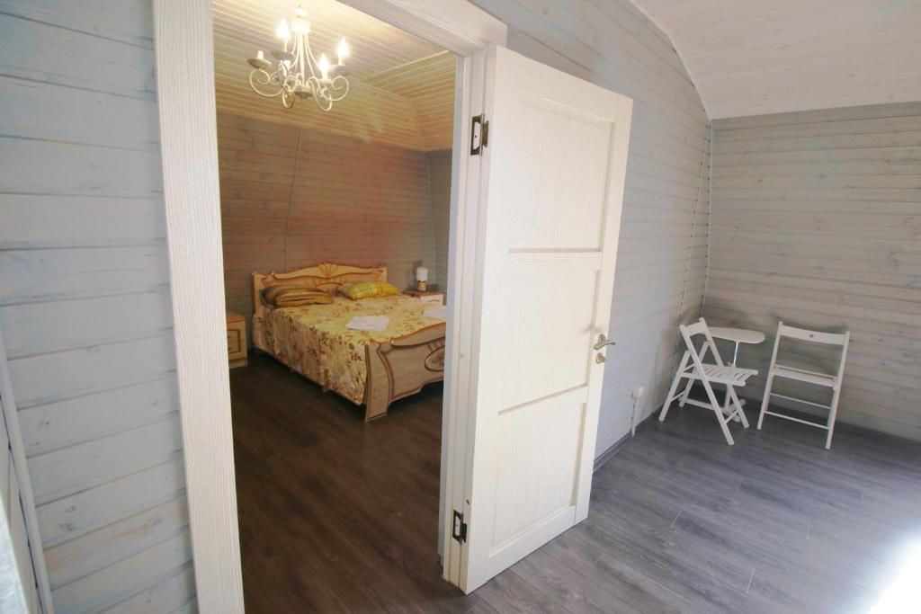 Отель ДжаНат Отель Сухум