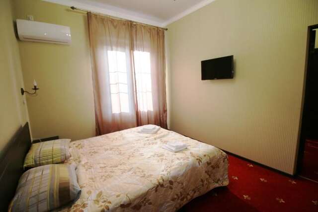 Отель ДжаНат Отель Сухум-59